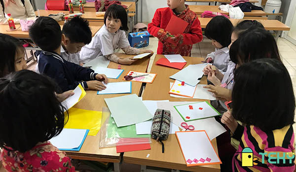 Học sinh trường tiểu học Nguyễn Khuyến