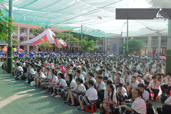 Trường Nguyễn Hữu Thọ tọa lạc tại quận 7 của thành phố HCM