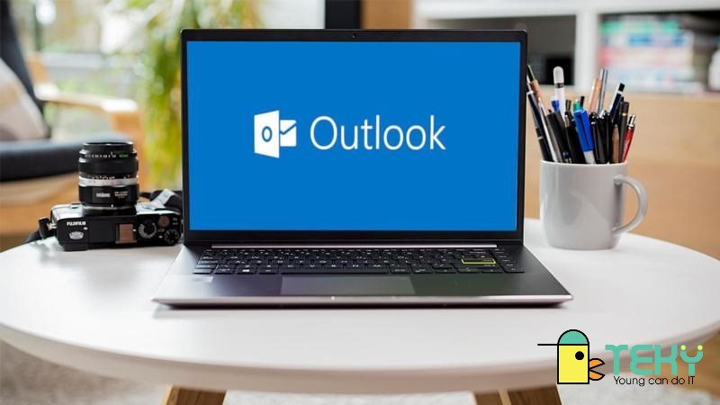 Outlook là gì?