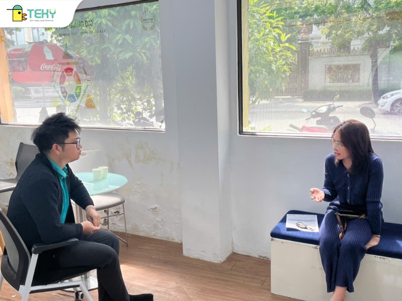 thay-thanh-tu-van-chi-tiet-cho-phu-huynh-quan-tam-cho-con-ve-lop-luyen-thi