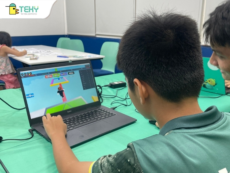 trai-nghiem-cong-nghe-qua-phan-mem-roblox