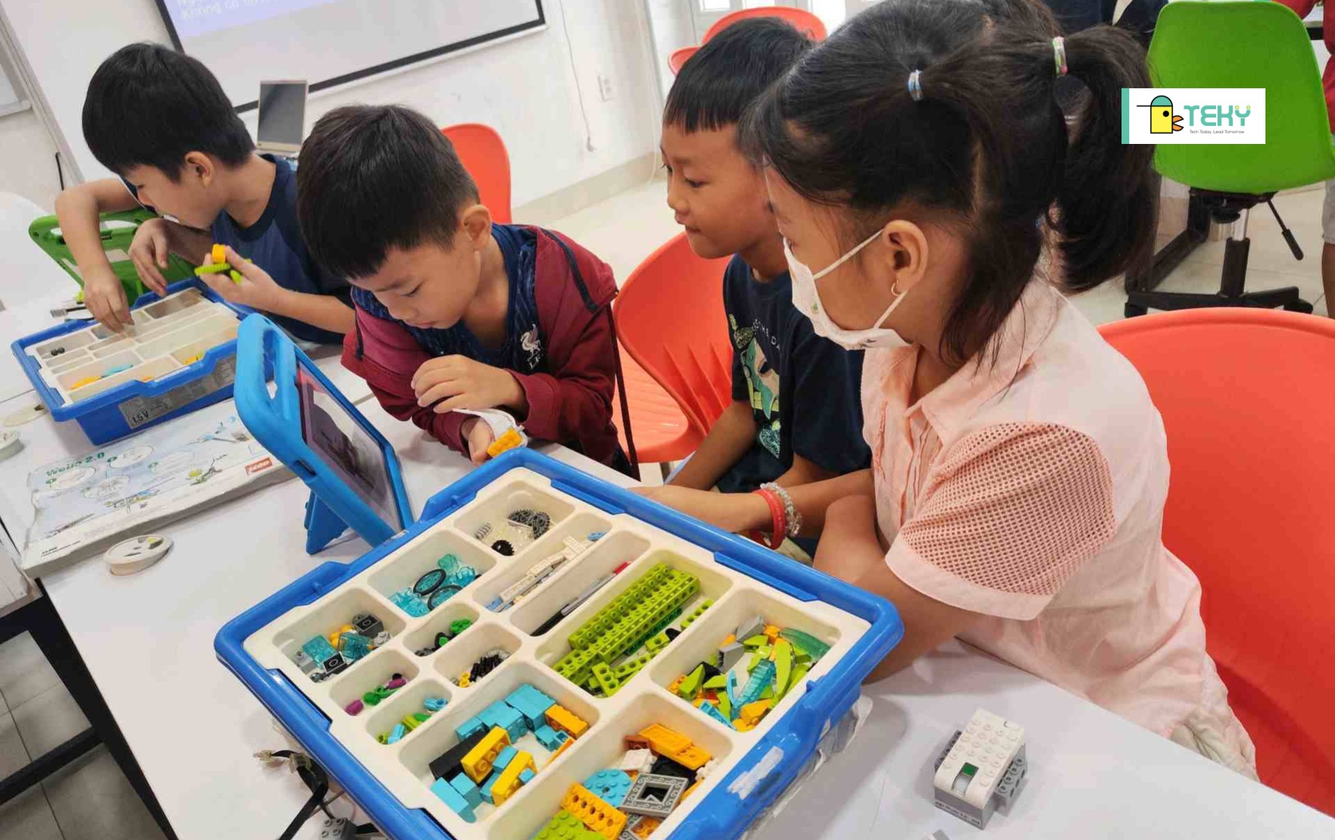 teky-bac-tu-liem-noi-nuoi-duong-nha-sang-tao-tuong-lai