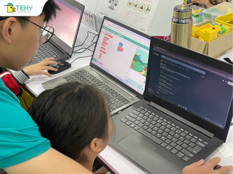 Tech-genius-2025-peace-by-code-viet-tiep-cau-chuyen-hoa-binh