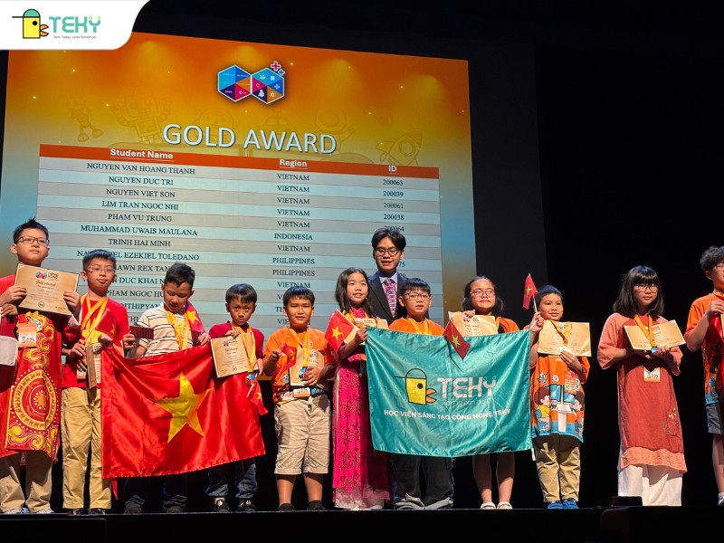 tekids-giuong-cao-la-co-viet-nam-tai-cuoc-thi-hkico-2025