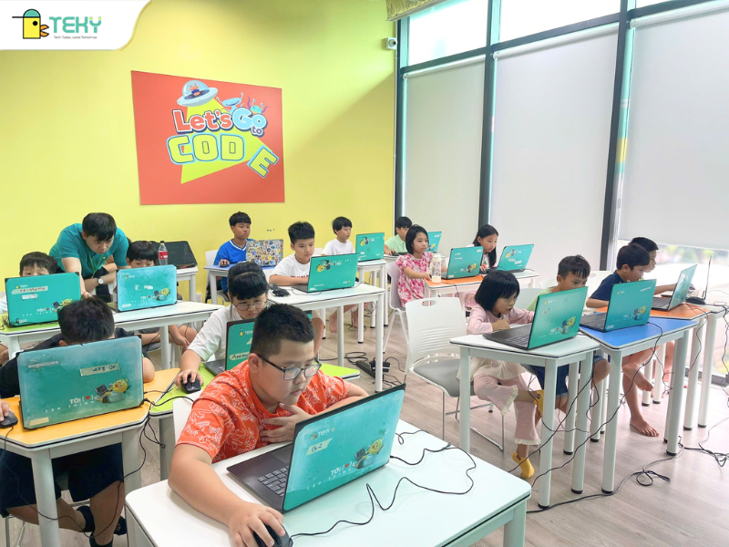 Teky-cung-he-sinh-thai-giao-duc-cong-nghe-toan-dien