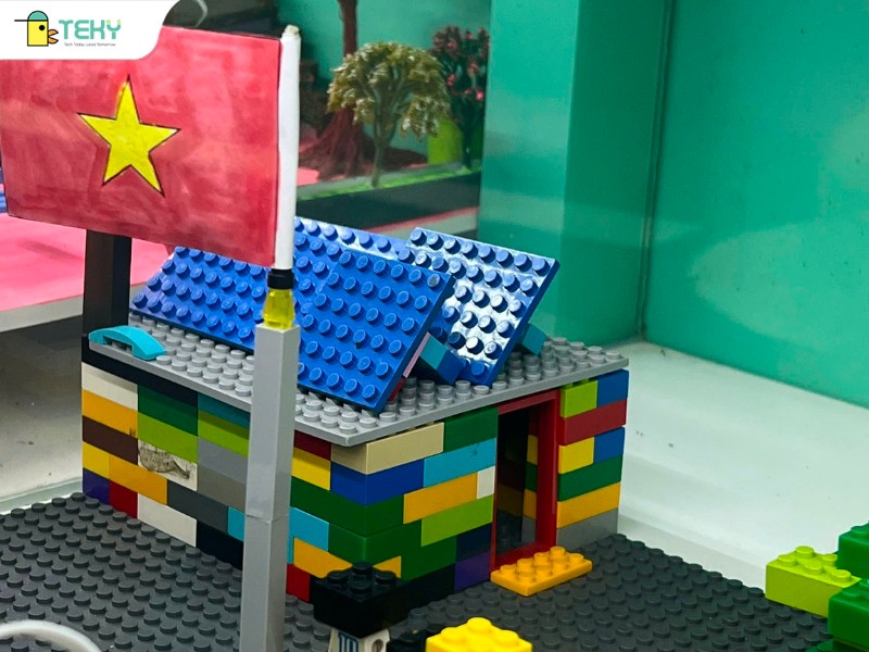 ngoi-nha-va-pin-nang-luong-mat-troi