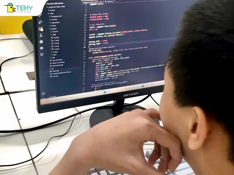 hoc-vien-teky-lap-trinh-code-cho-san-pham-cua-minh