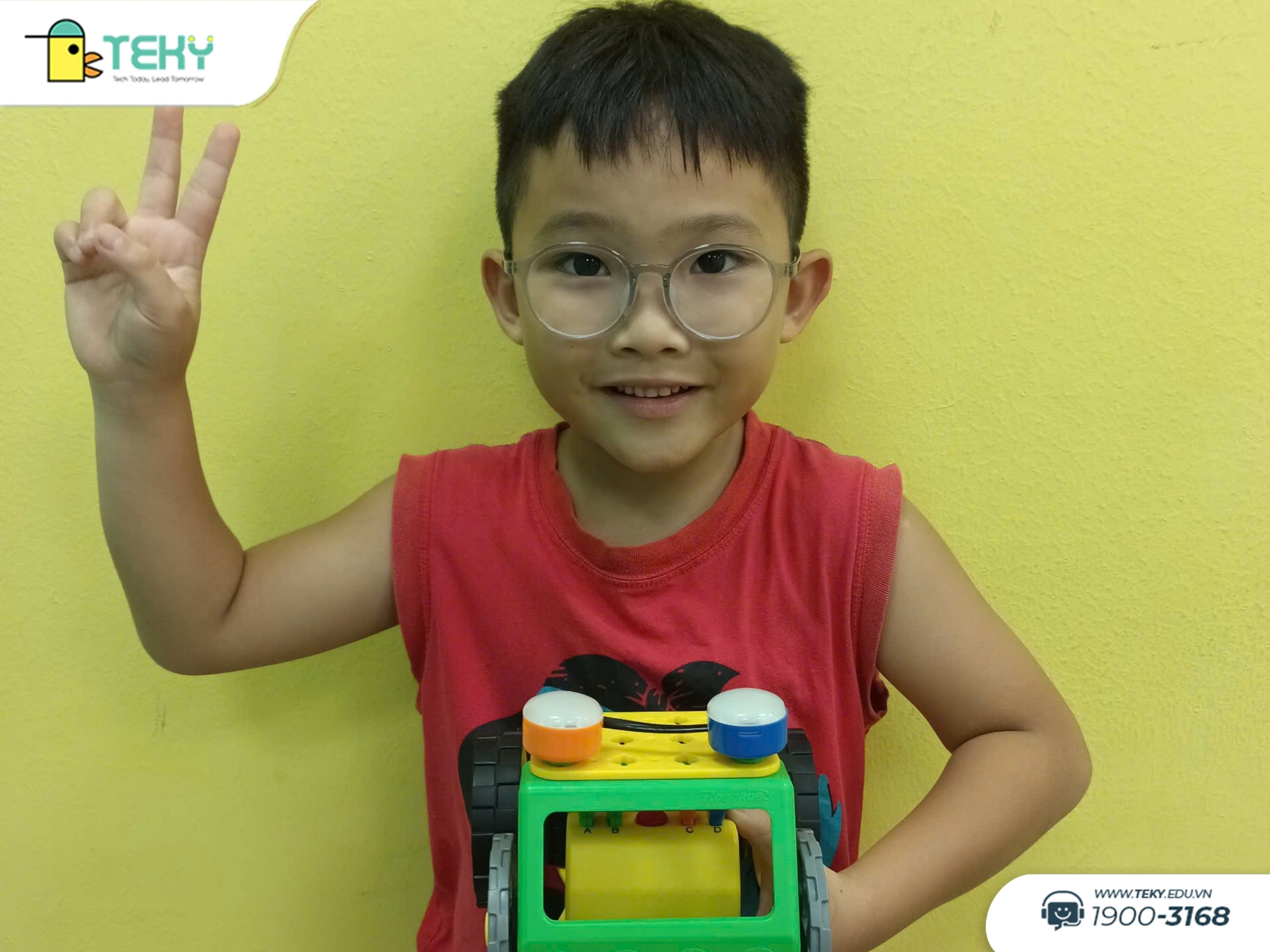 san-pham-xe-ban-tai-cua-tekid-tai-teky-hoang-mai-sau-1-buoi-hoc0mam-non-cong-nghe