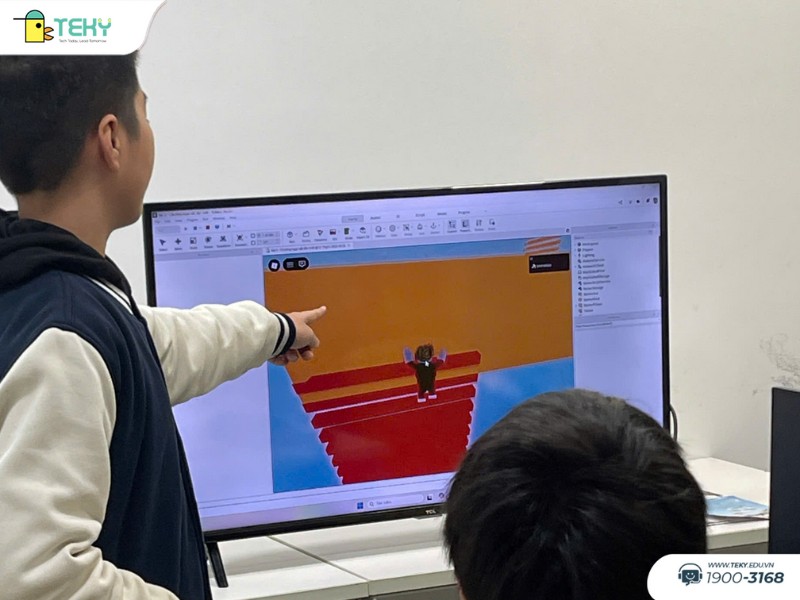 tu-tin-thuyet-trinh-ve-san-pham-cua-minh-truoc-thay-co-ban-be-va-ba-me