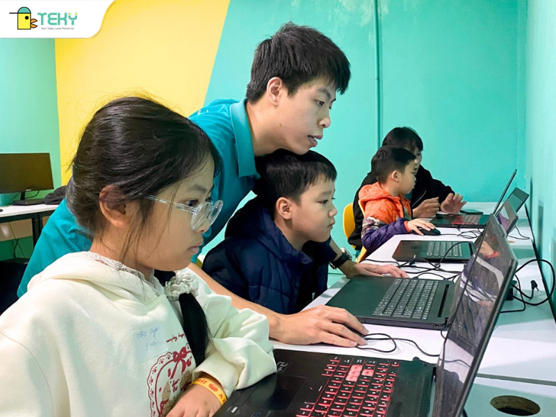 giao-vien-teky-duoc-dao-tao-nghiep-vu-stem-bai-ban