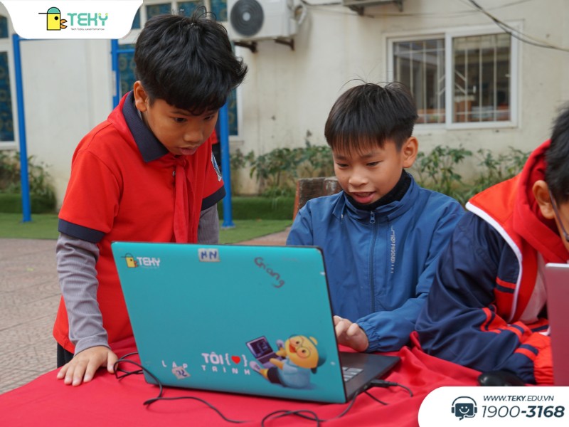 hoc-sinh-tu-tin-cung-lap-trinh-codekitten