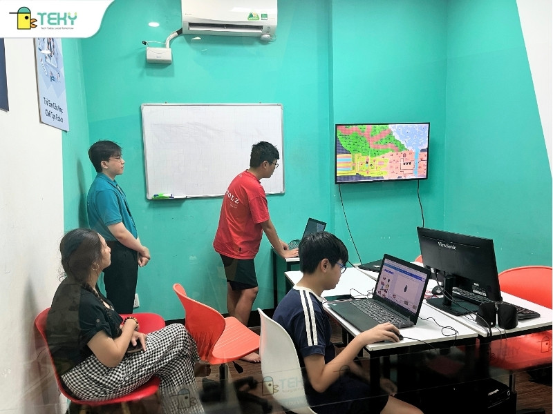 phat-trien-ky-nang-thuyet-trinh-va-phan-bien-bao-ve-y-tuong