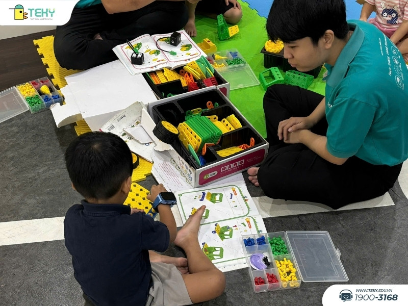 con-cham-chu-lam-san-pham