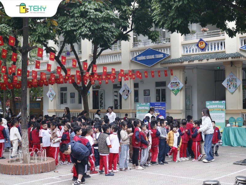 cac-be-xep-hang-de-trai-nghiem-steam-day-tai-truong-tieu-hoc-phan-dinh-giot