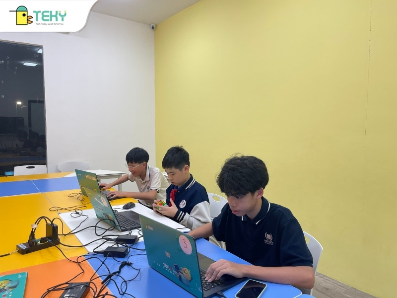 tekid-khoi-nguyen-trong-lop-hoc-tai-teky-minh-khai