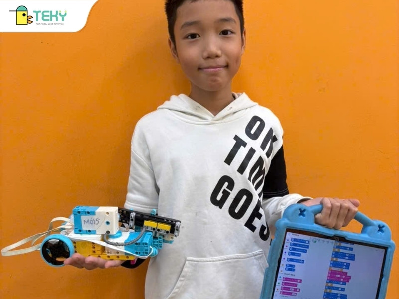 huy-an-cung-san-pham-robot-xe-tang