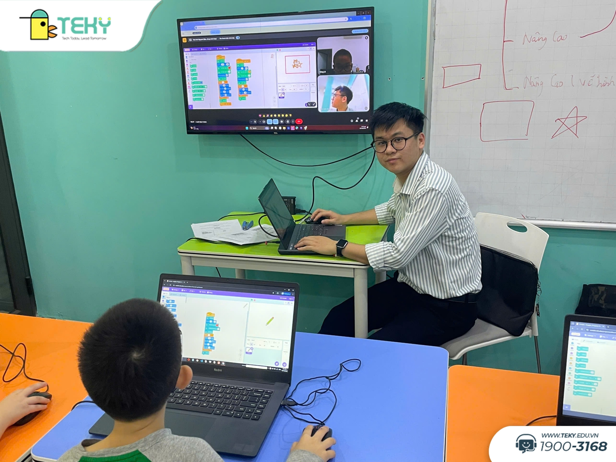 lop-luyen-thi-hkico-cua-thay-viet-anh