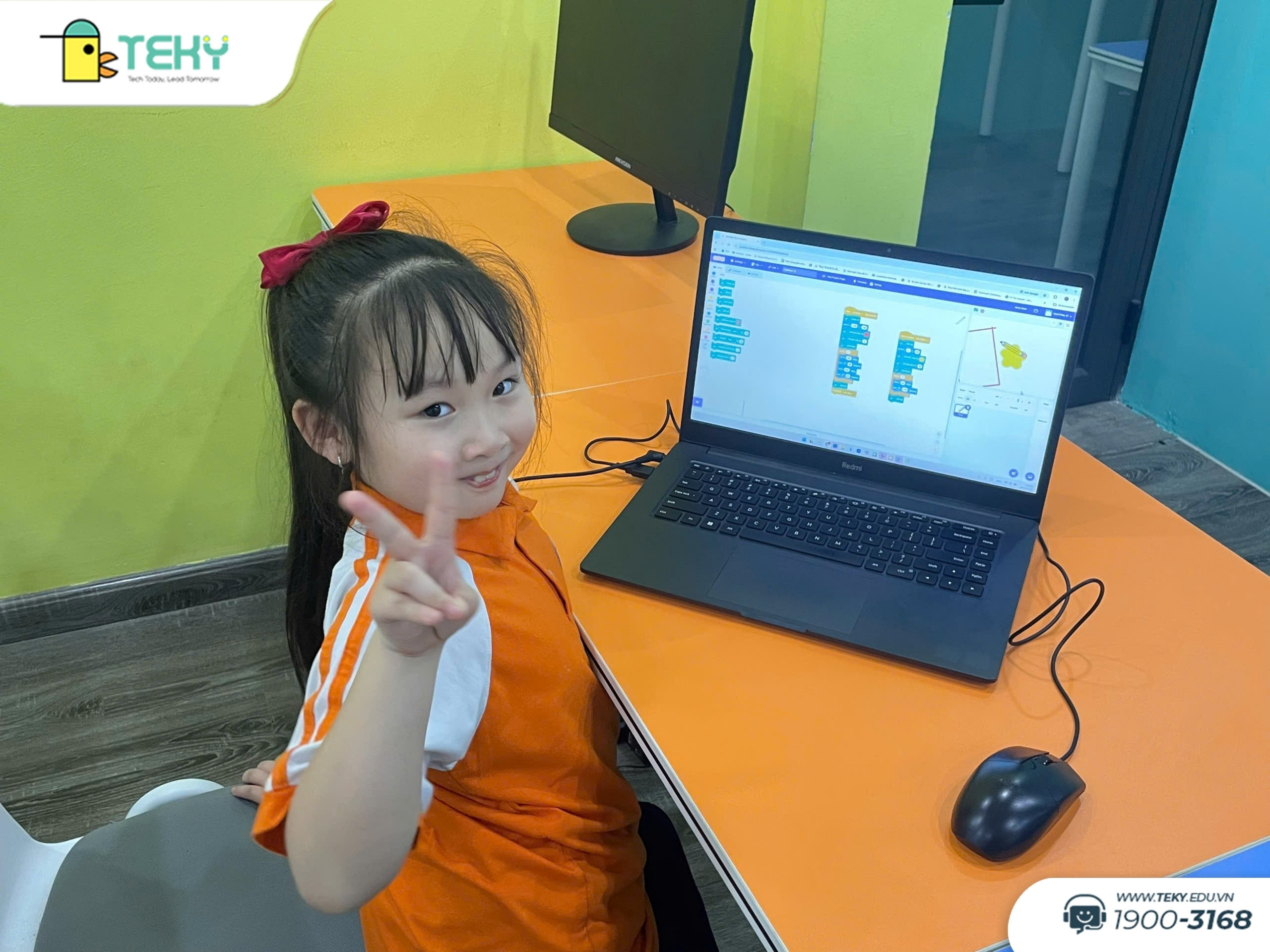 tekid-minh-uyen-luyen-thi-hkico-cung-cong-cu-sratch