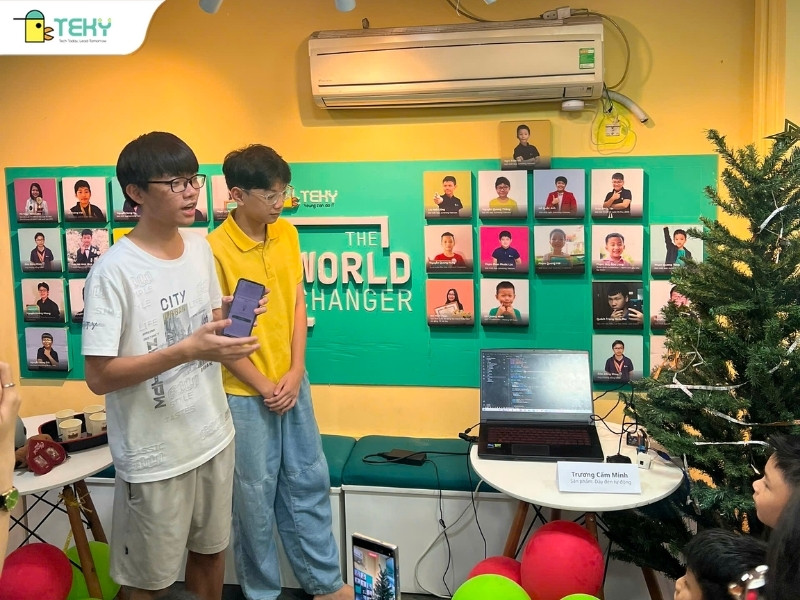 su-truong-thanh-cua-con-thong-qua-buoi-showcase