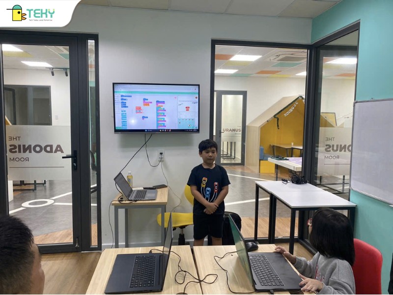 du-an-ban-may-bay-embraer-190