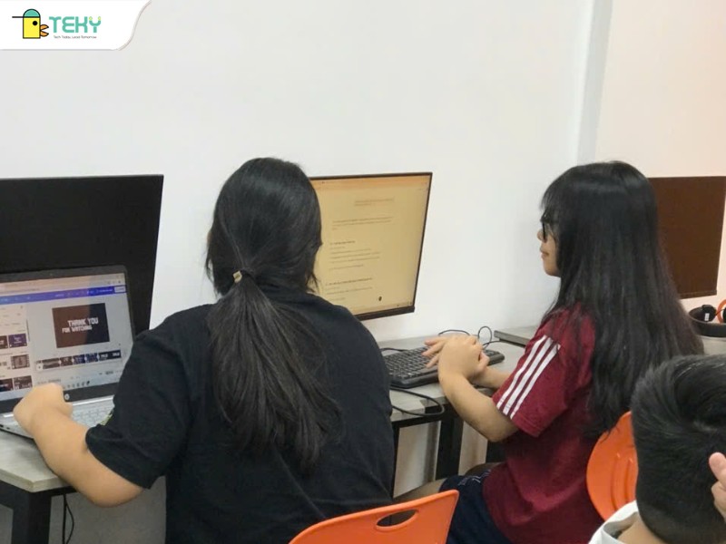 khoa-hoc-digi-multimedia-cho-con-gai-11-15-tuoi