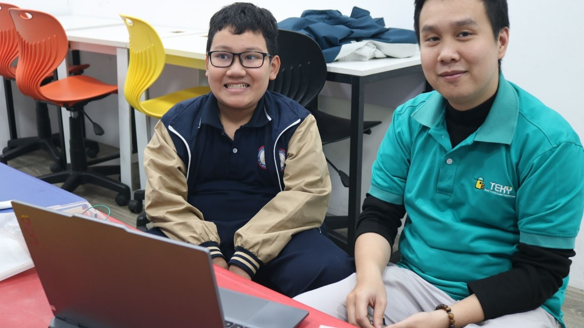 buoi-hoc-lap-trinh-cua-be-dang-quy-phuoc