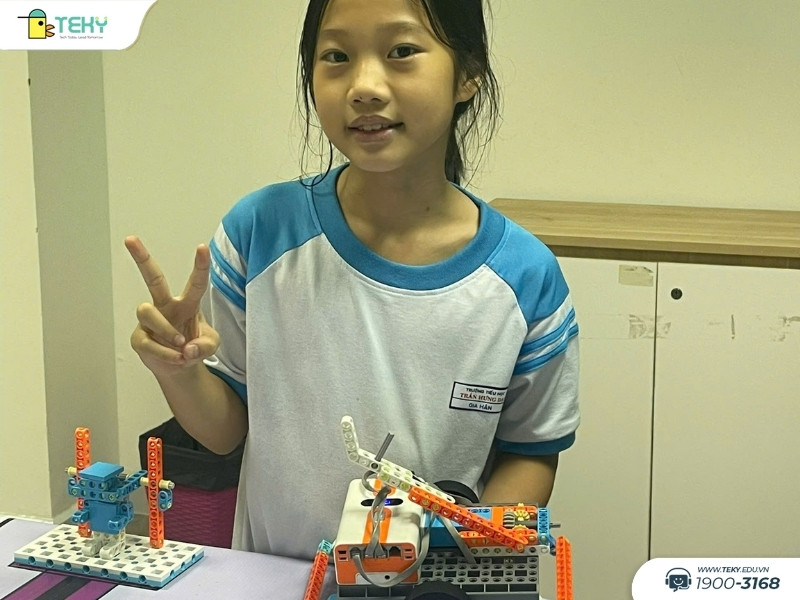 tekid-cung-san-pham-cong-nghe-cua-chinh-minh