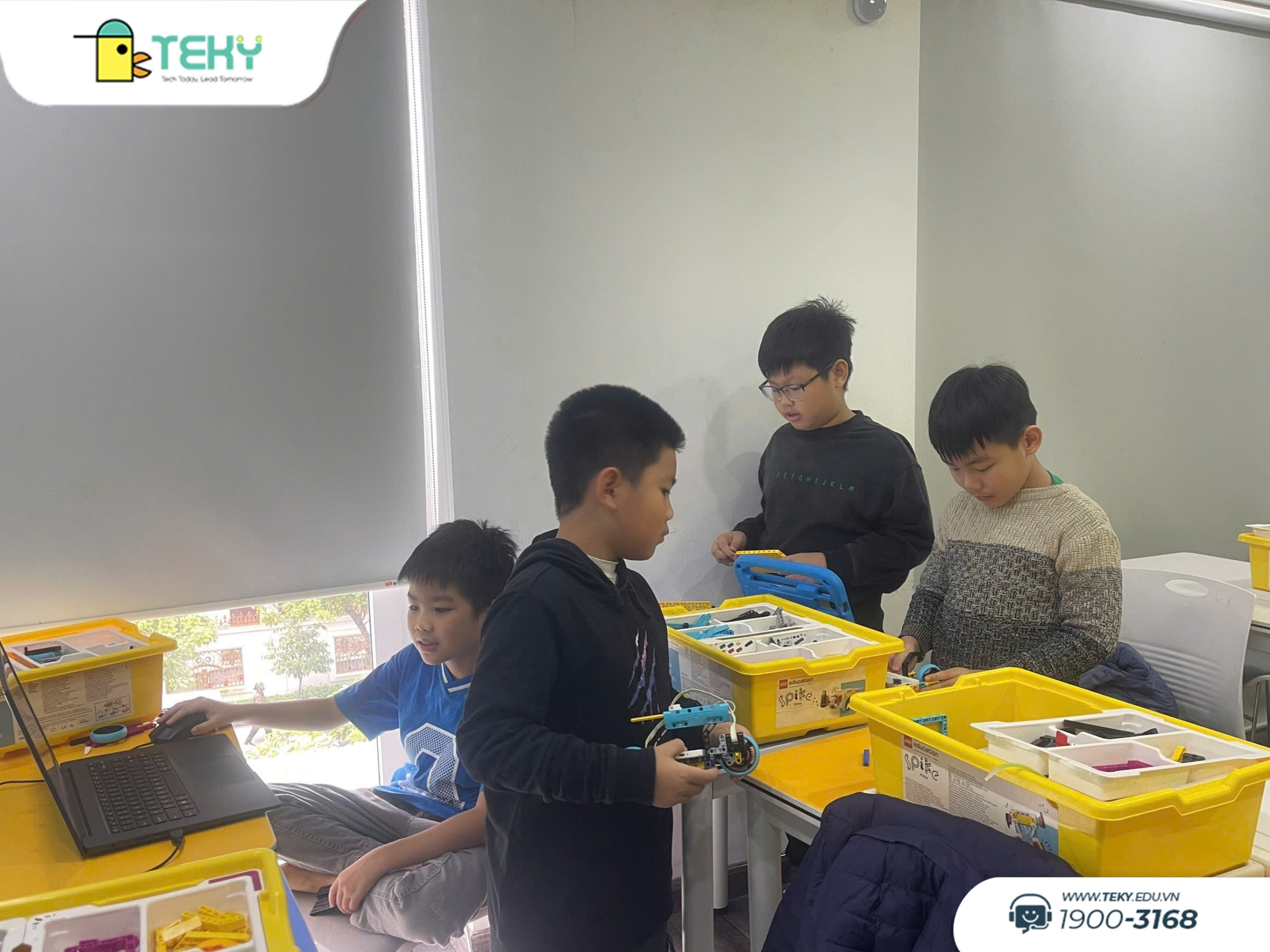 du-an-canh-tay-robot-thong-minh