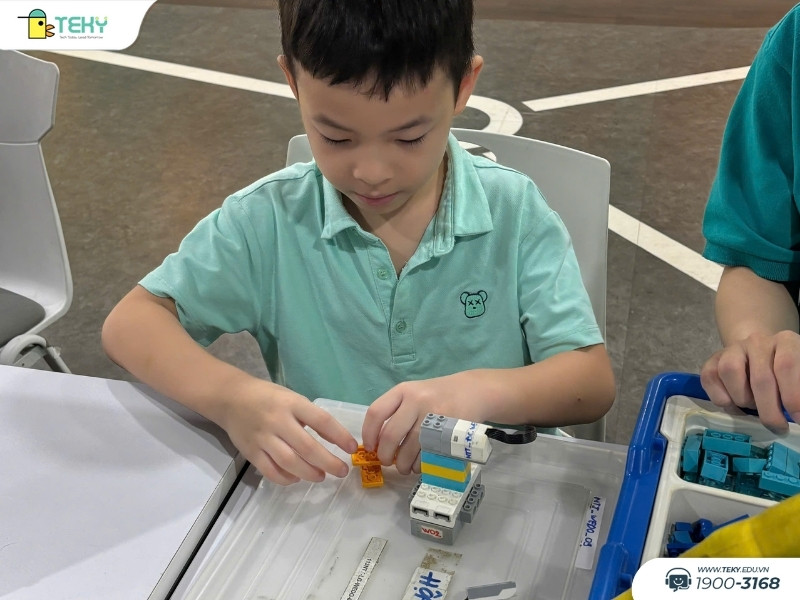 con-tu-tay-hoan-thanh-san-pham