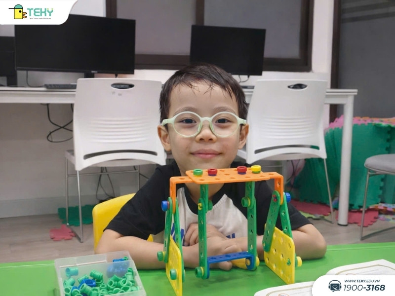 trai-nghiem-cong-nghe-cuoi-tuan-la-hoat-dong-duoc-yeu-thich-tai-teky