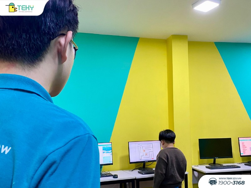 tekid-chuan-bi-thuyet-trinh-san-pham-game-giai-ma-me-cung