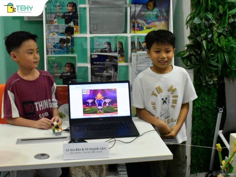 gia-bao-&-huynh-la-thuyet-trinh-ve-san-pham