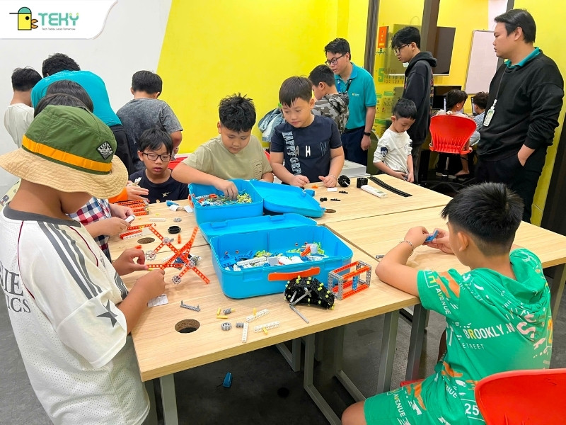 khong-gian-trai-nghiem-tro-choi-cong-nghe