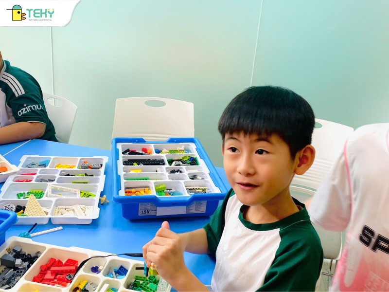 qua-trinh-hoc-tap-cua-be-duc-phuc