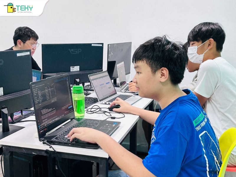 he-sinh-thai-toan-dien-giup-gia-dinh-san-sang-buoc-vao-ky-nguyen-ai