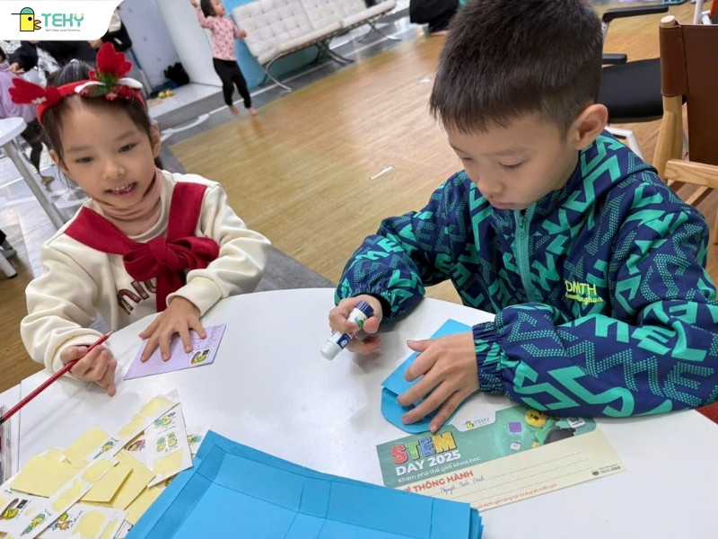 tekids-sang-tao-bao-li-xi-va-gui-gam-loi-chuc-dau-xuan