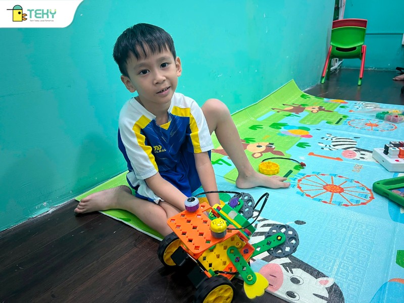 be-bao-khang-voi-san-pham-robot-am-nhac