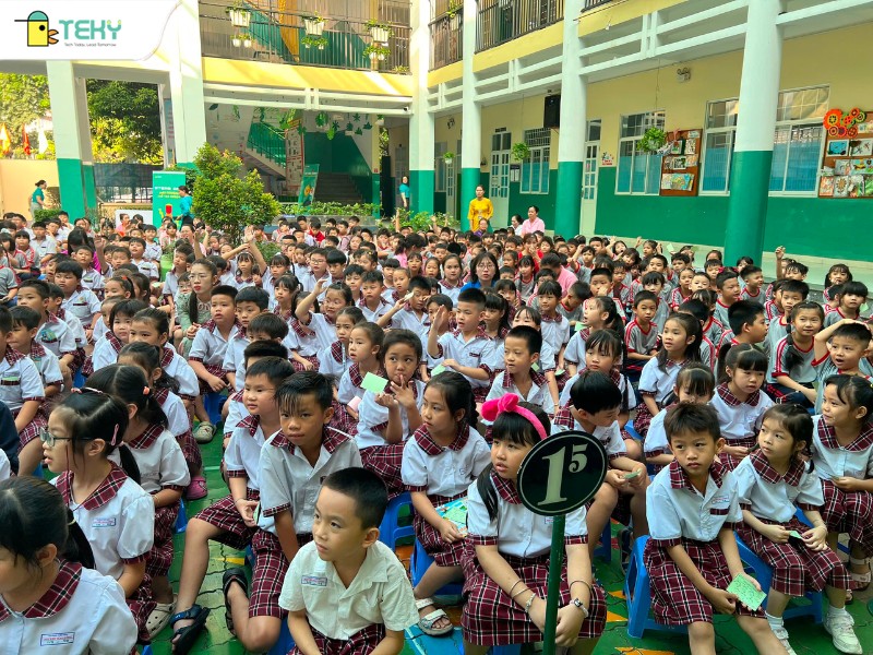 khong-khi-nao-nhiet-trong-ngay-hoi-steam