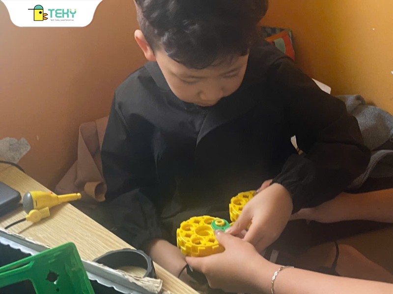 lop-hoc-mam-non-cong-nghe-tai-teky