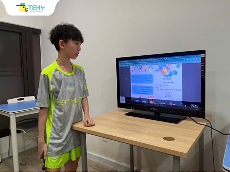 buoi-bao-cao-cuoi-khoa-tai-teky