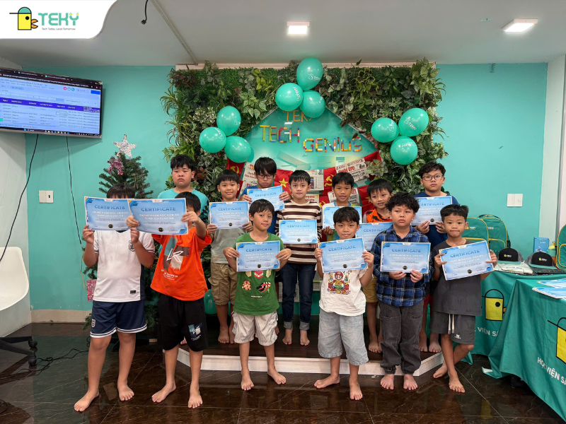 trai-he-teky-giup-tre-chuyen-minh-tu-nguoi-dung-thanh-nguoi-kien-tao