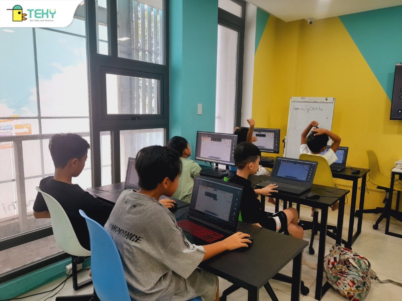 tai-teky-con-su-dung-may-tinh-de-tao-ra-san-pham-ca-nhan