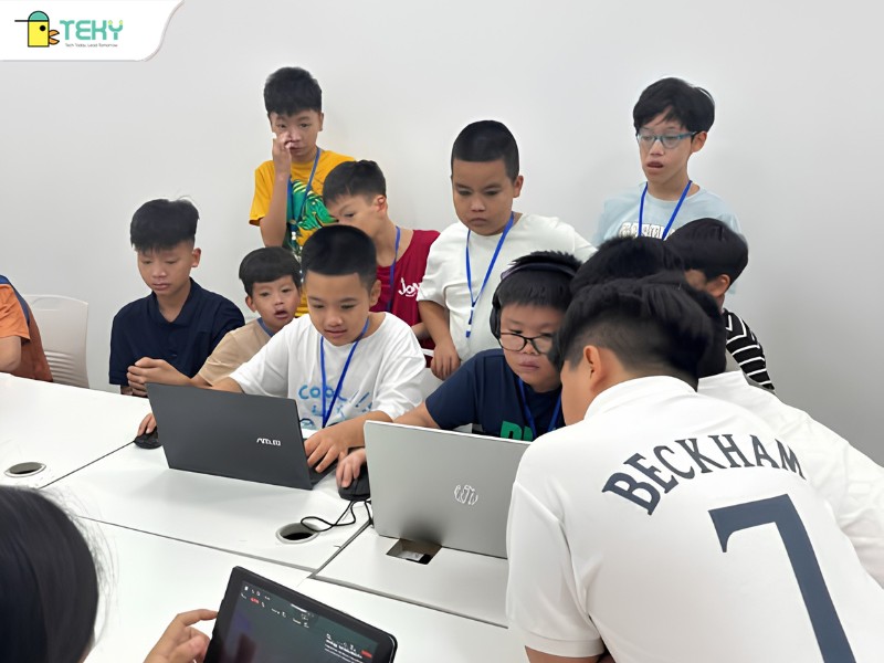 summer-camp-tai-teky-luon-khien-cac-ban-hoc-sinh-hung-thu