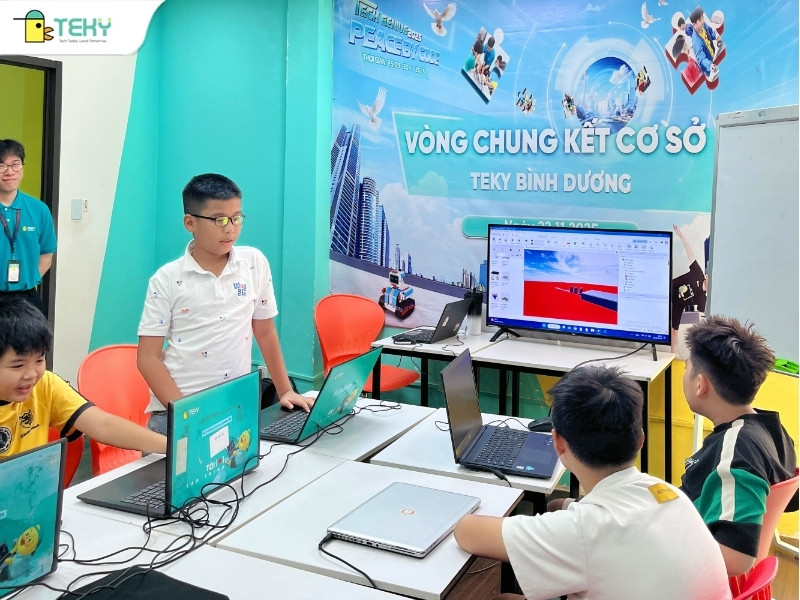 phan-trinh-bay-vo-cung-tu-tin-cua-hai-binh-ve-san-pham-cua-minh