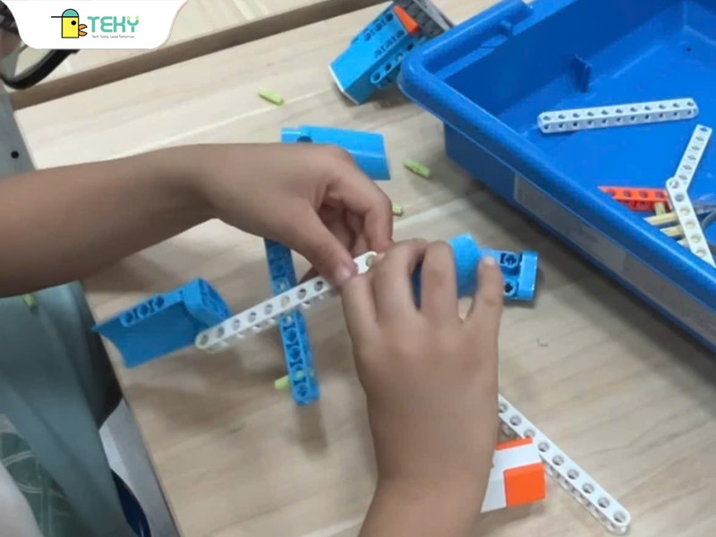 lop-hoc-mam-non-cong-nghe-cua-co-thuong