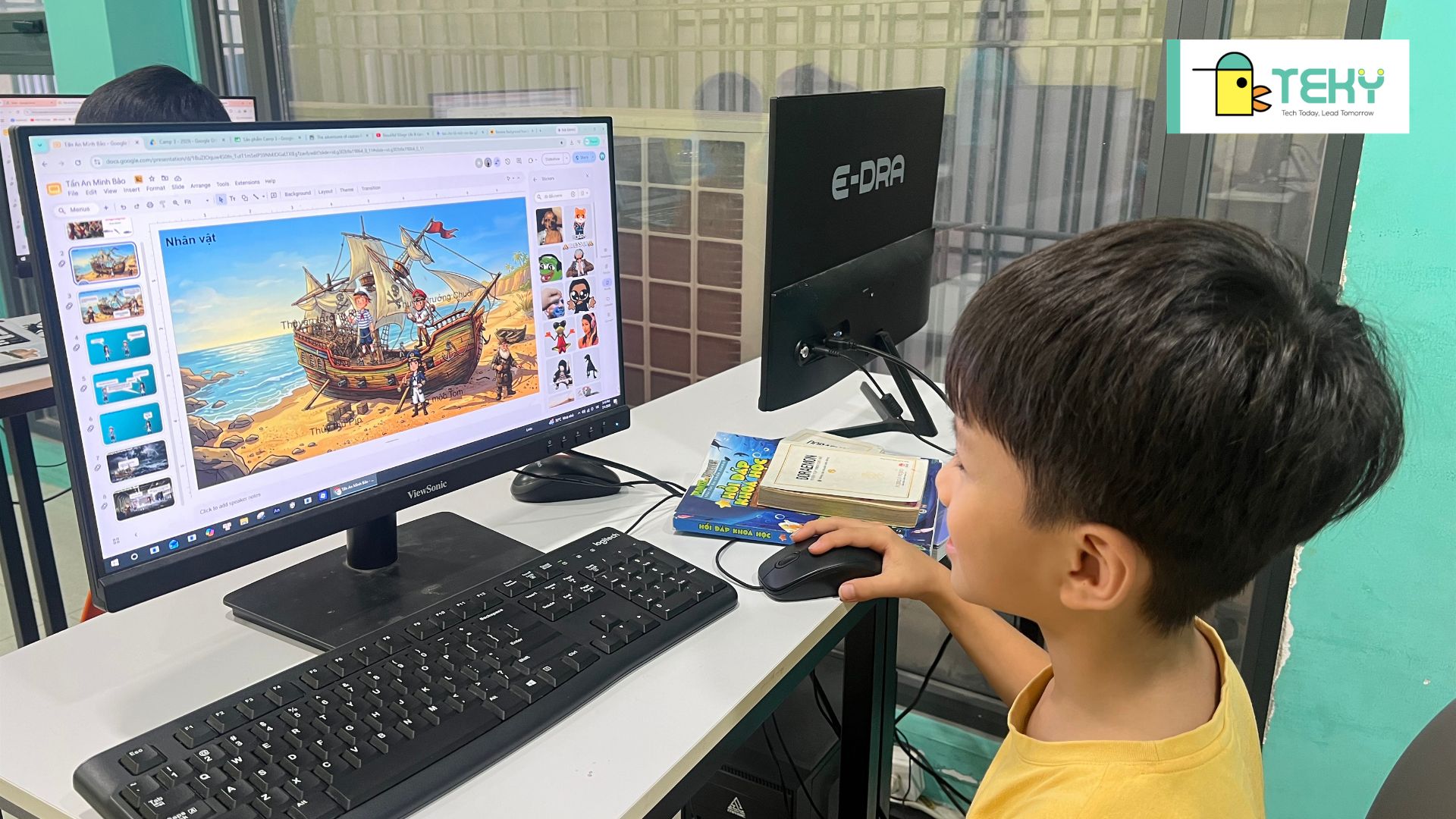 Học viên học thiết kế nhân vật tại TEKY